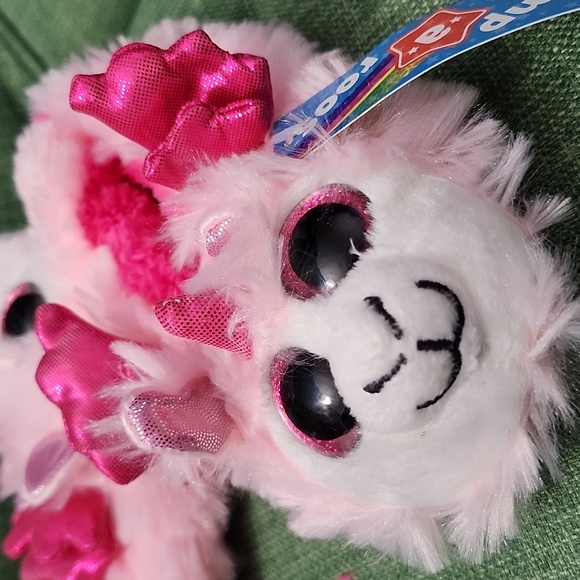 Jump a Roos Unicorn Slippers - Picture 2 of 5